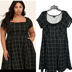 Torrid Scuba Skater Dress | Black & White Plaid | Size 1 | Pockets